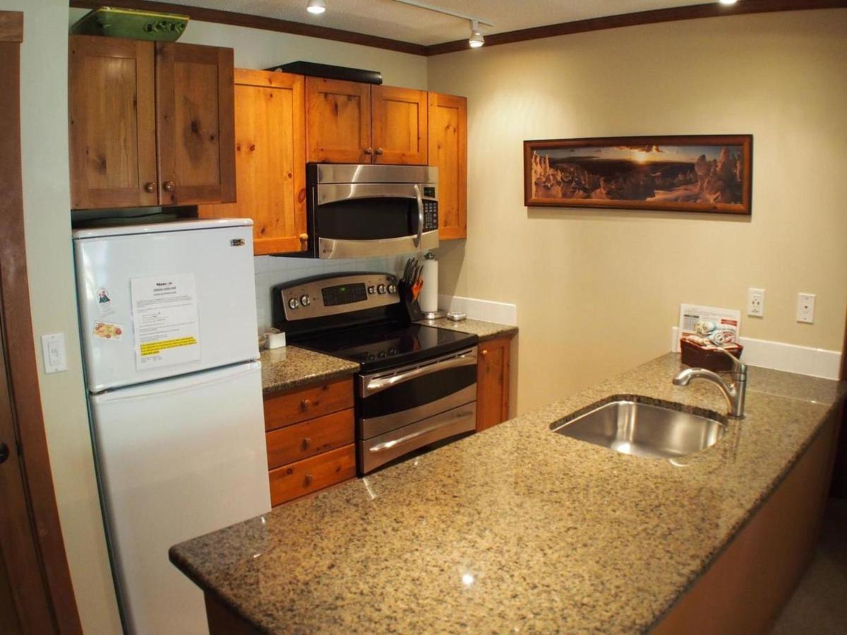 Fireside Lodge #409 By Bear Country Sun Peaks Exteriér fotografie
